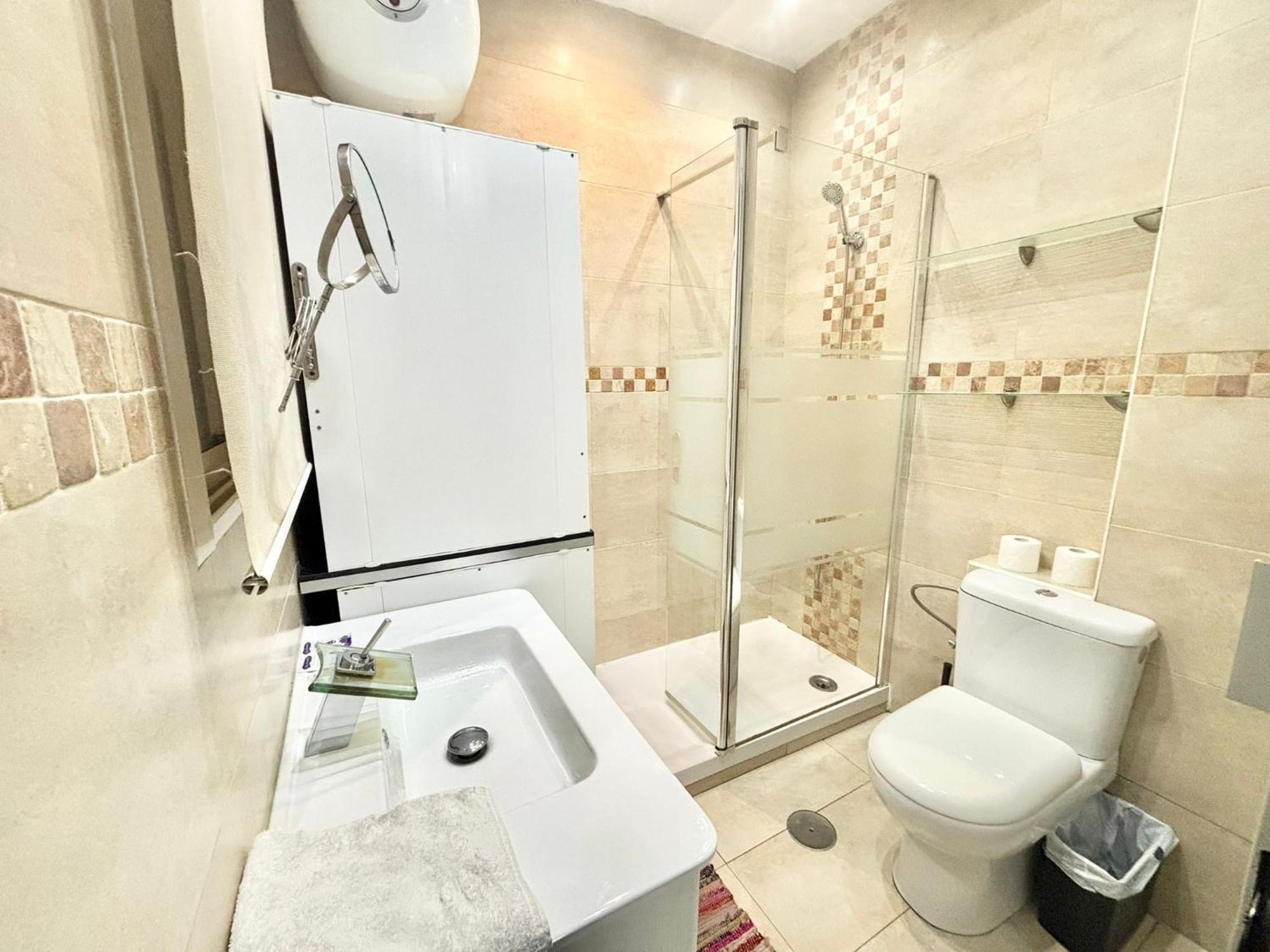 Centro Ferrocarril 2 Metro Delicias Apartman Madrid Kültér fotó