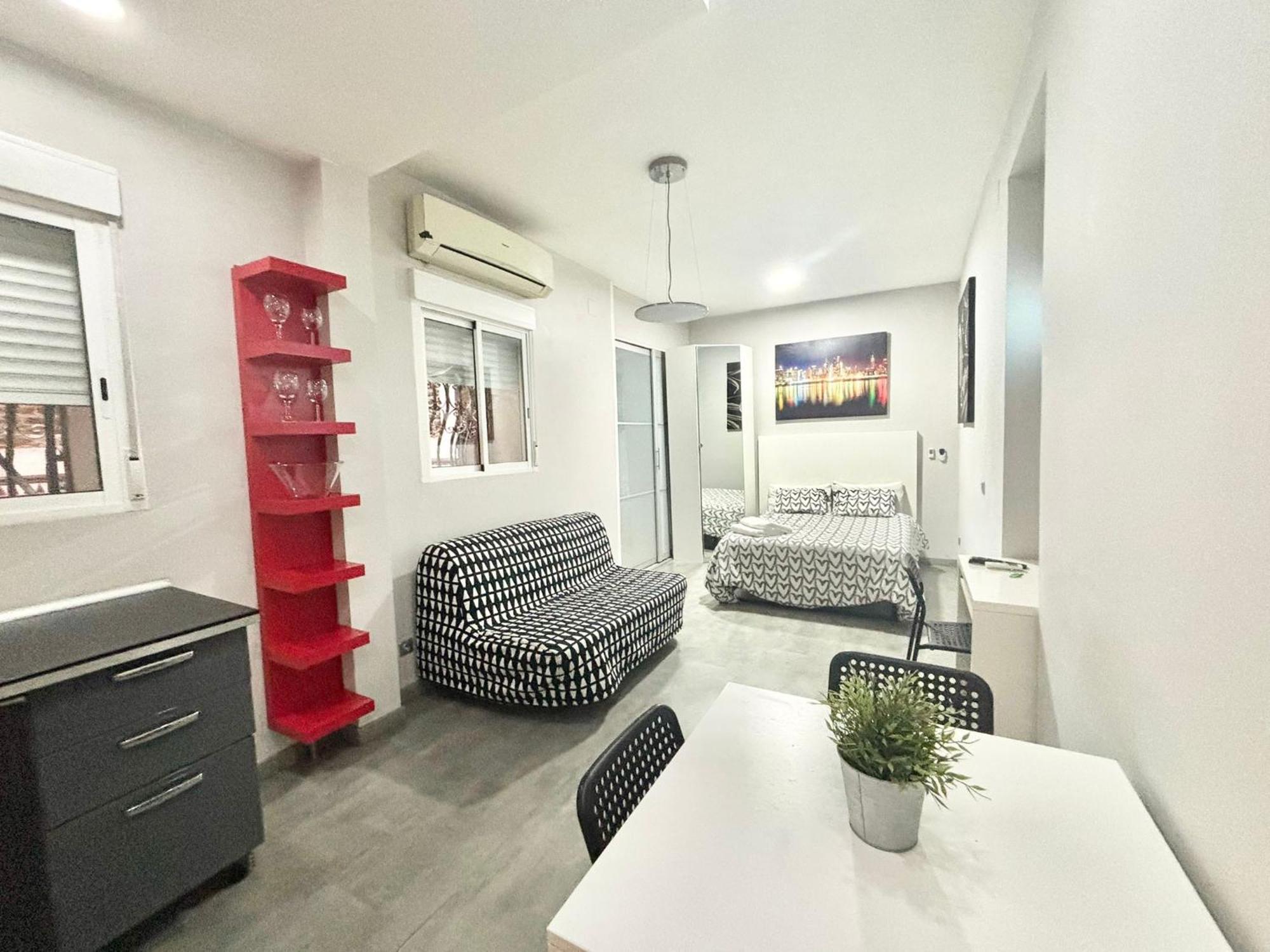 Centro Ferrocarril 2 Metro Delicias Apartman Madrid Kültér fotó
